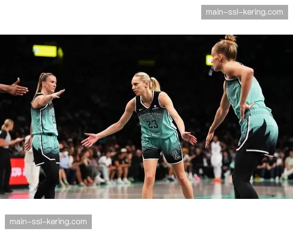 球队实力对比：拉斯维加斯王牌与纽约自由人休赛期操作评级