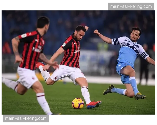 国际米兰主场迎战卡利亚里，蓝黑军团有望提前锁定欧冠资格